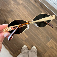 Model 001