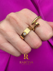 Ekser prsten zlatne boje od nerđajućeg čelika